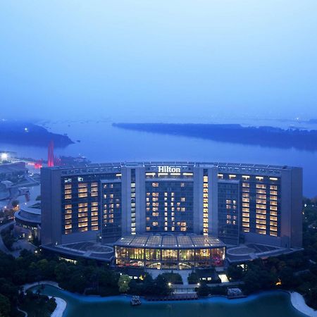 Hilton Nanjing Riverside Buitenkant foto